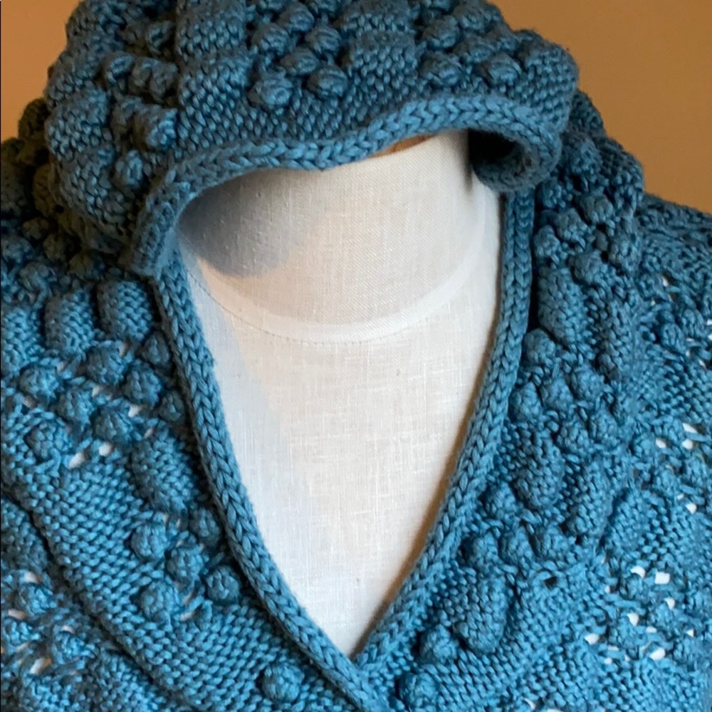 Ugg Sweater - image 5